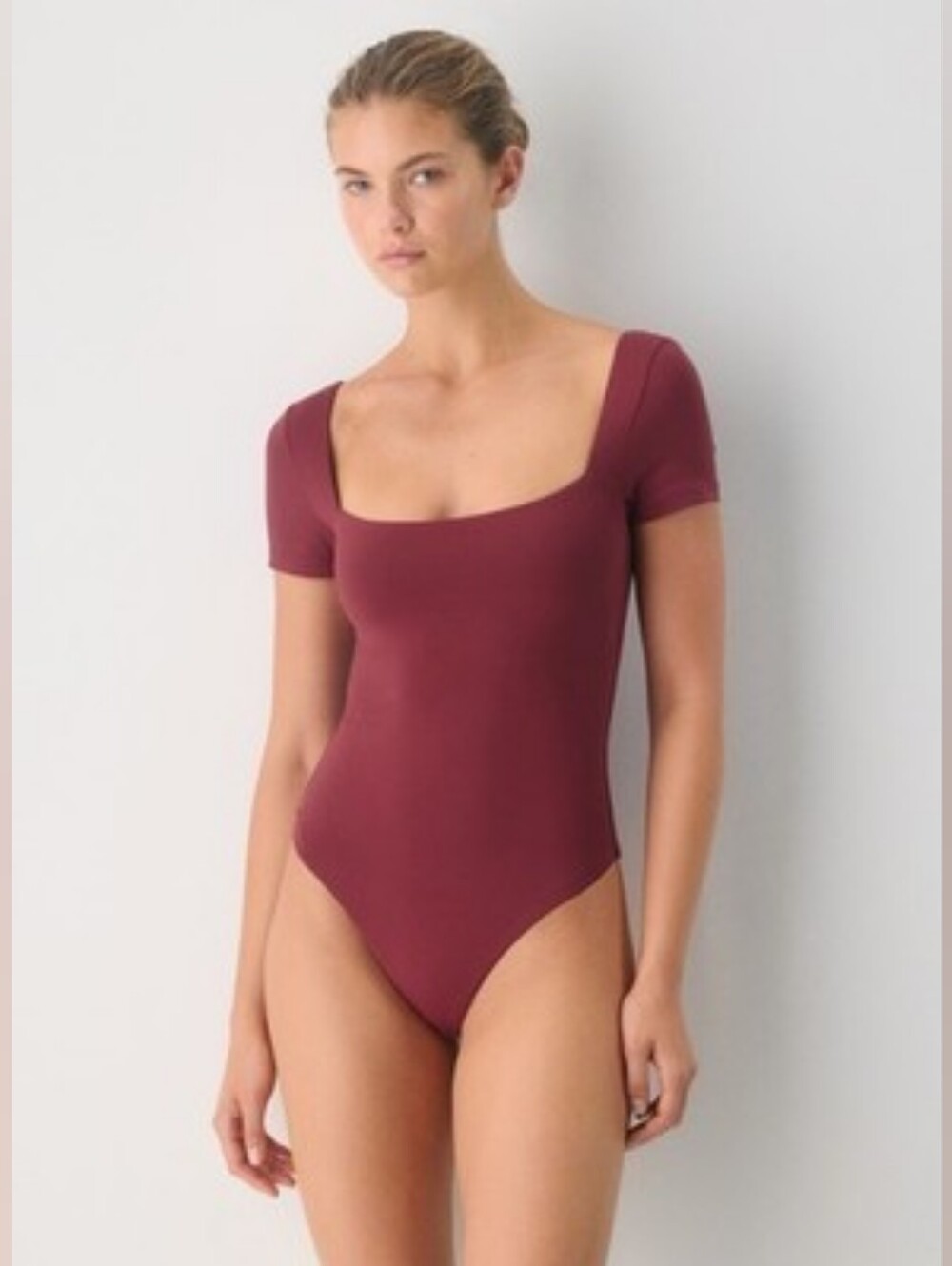 Aritzia Contour Square Neck Bodysuit Sz XL Cordovan Red Body Contour Shaping